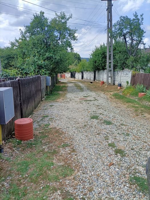 Vând  Teren Rădești Stâlpeni