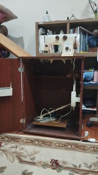 Швейная машинка чайка