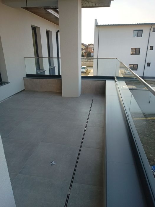 Balustrade din sticlă