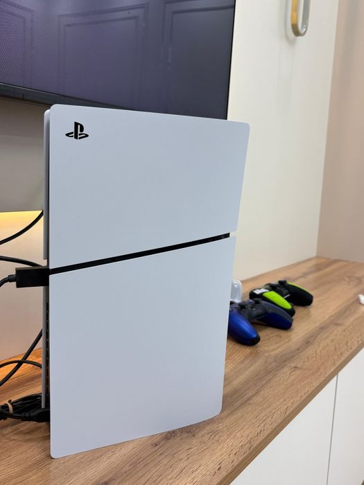 Продаётся PS 5 новый