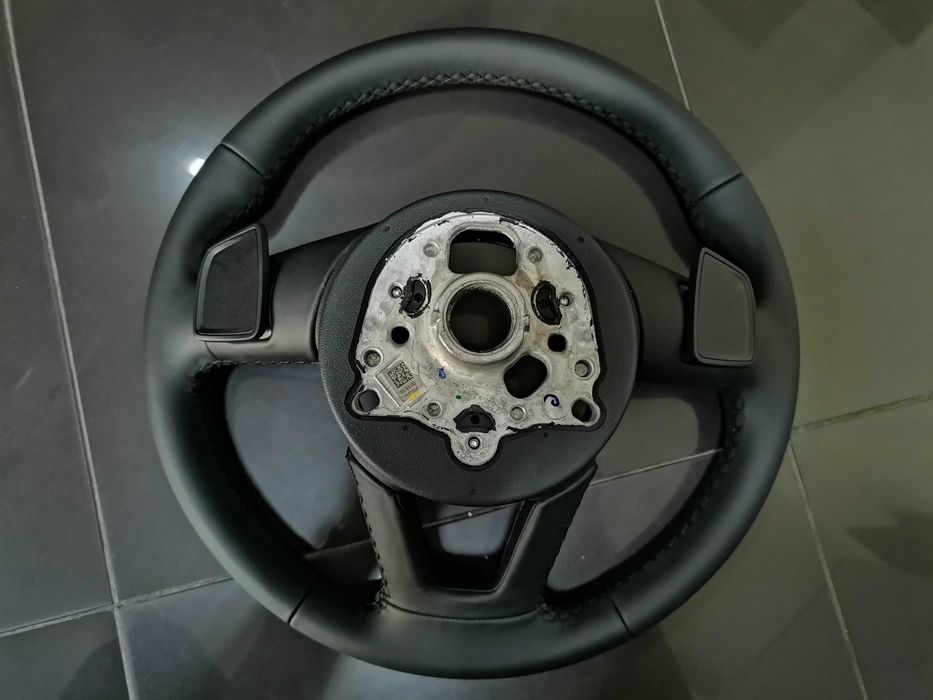 Нов Черен Волан Audi A4 S4 B9 A5 S5 F5 8W0 Мулти 8W0419091FP