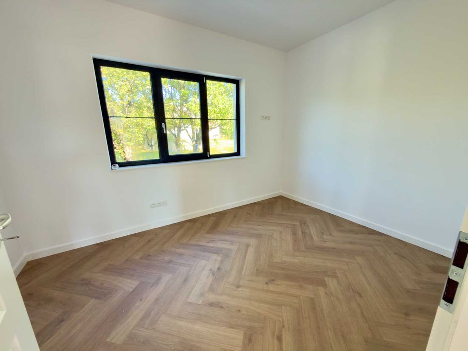 Casă superbă de vânzare, 3 dormitoare, Zona Unirea