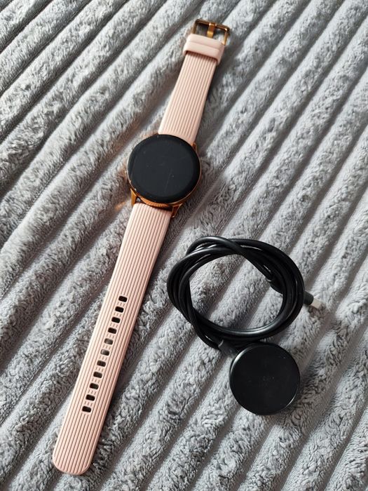 Смарт-часы Samsung Watch Active2 Rose Gold