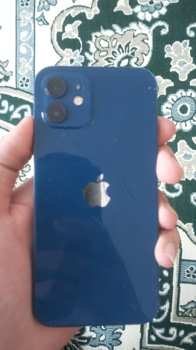 Продается iPhone 12