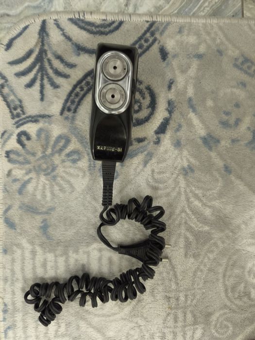 Продам электробритву харьков в рабочем состоянии