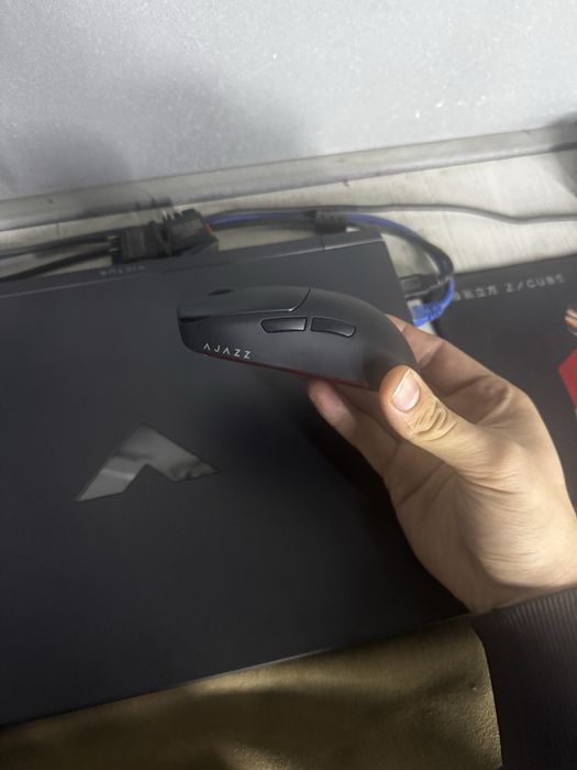 Kompyuter komplekt sotiladi