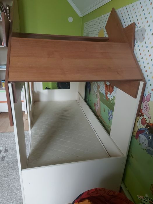 Продам детскую кровать