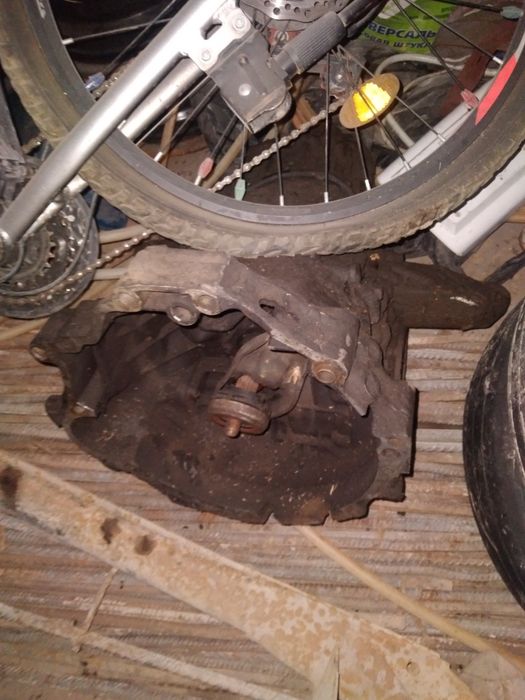 Запчасти вуди 100  2.3 селедка