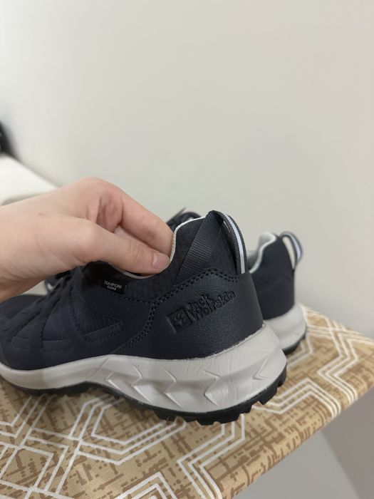 Кроссовки Jack Woltskin