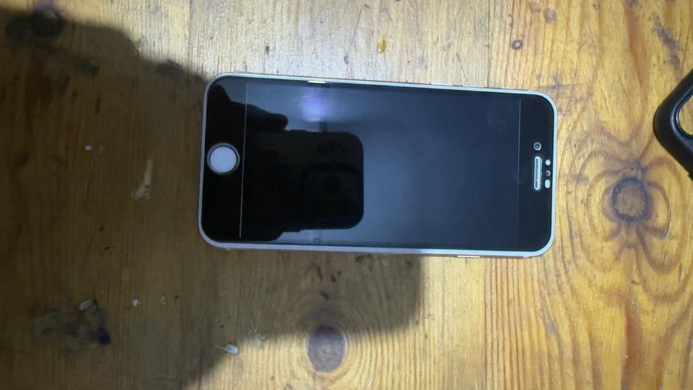 Iphone8 память64gb емкость 100%