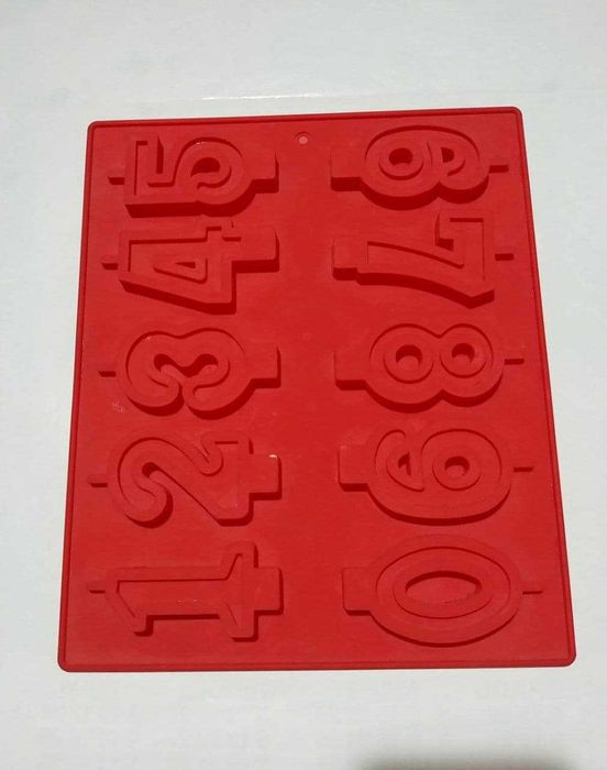 Силиконовые формы для выпечки , льда .