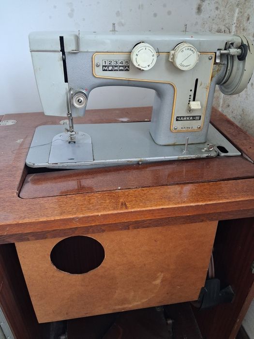 Швейная машинка чайка