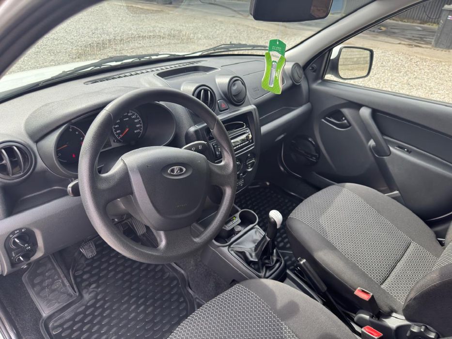 Lada Granta 2013 года
