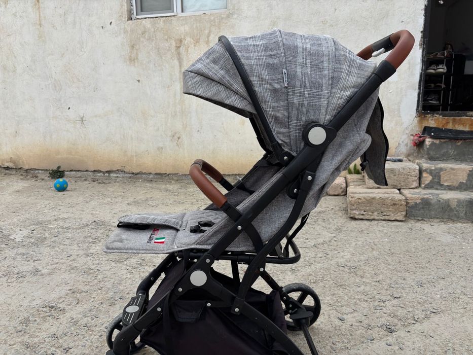 продается коляска