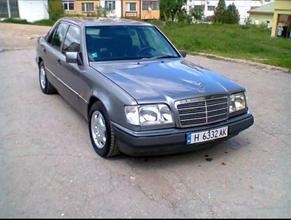Мерцедес 124 Е 200