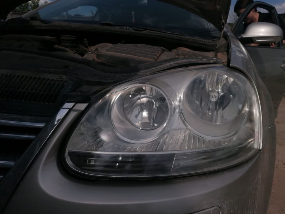 Ремонт фар , пайка корпуса , пайка креплений