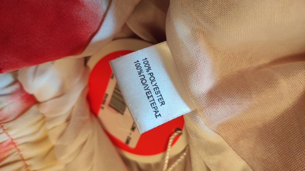 Pantaloni doca noi cu eticheta