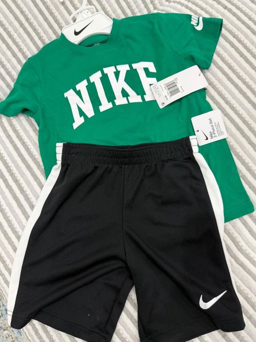 Продается комплект Nike!(оригинал)