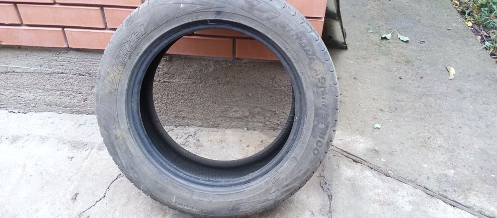 Продам резину 205/55/16