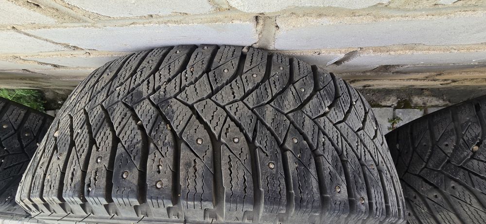 Шины 215/55R17 98T
