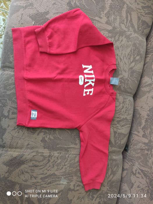 Продам толстовку Nike