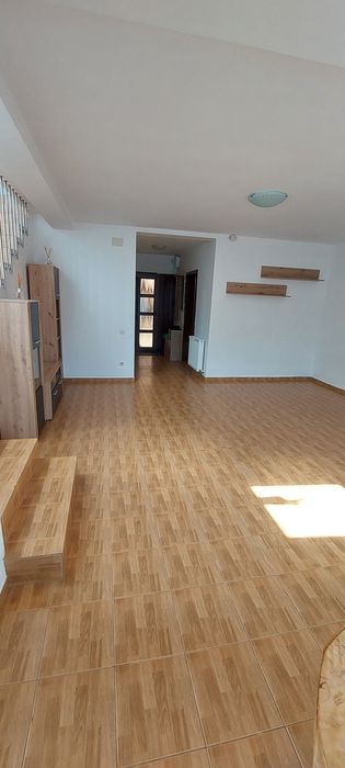 PROPRIETAR   inchiriez casa individuala P+M + pod , Dumbravita ,