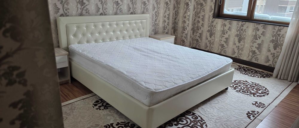 Кровати с матрасом, 180/200
