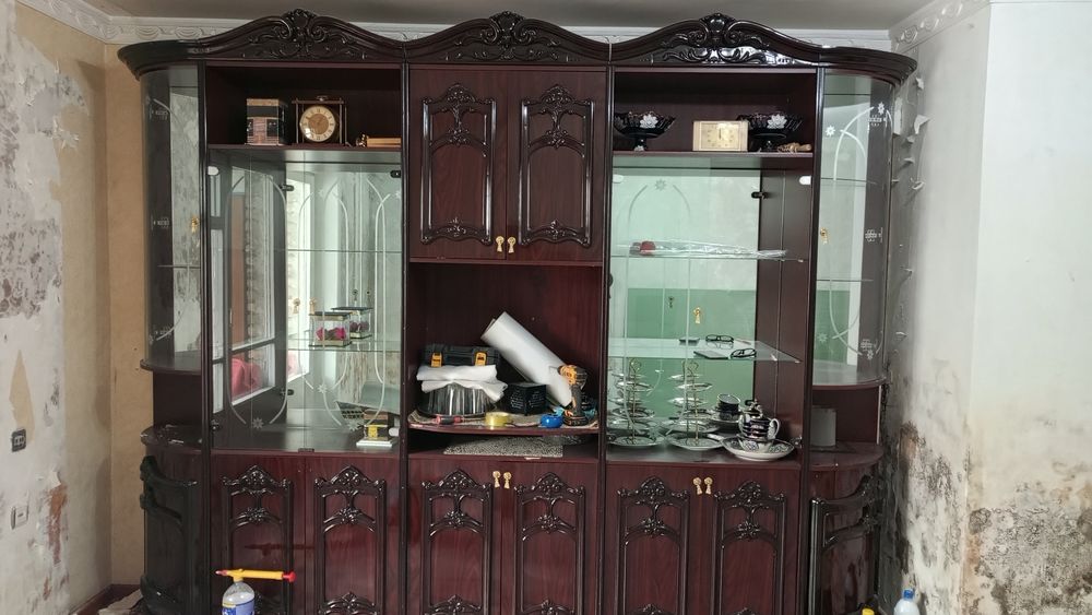 Stenka sotiladi srochniy