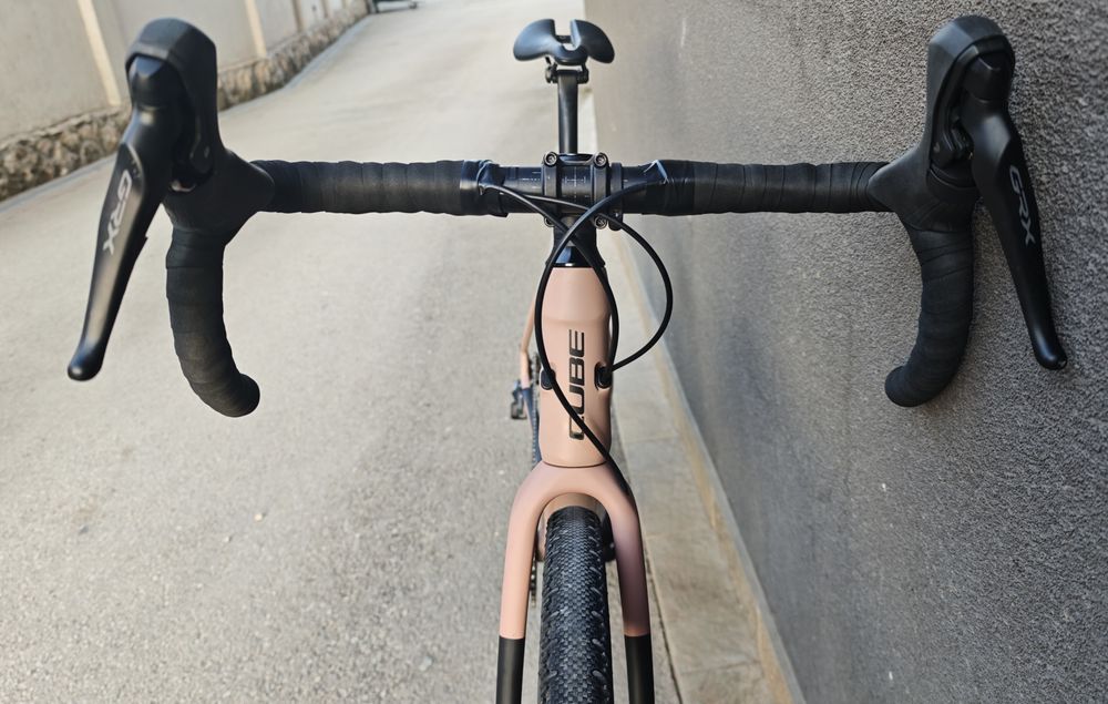 Карбонов Gravel Велосипед 28" Cube Full  Shimano GRX  , DT-Swiss ,8кг.