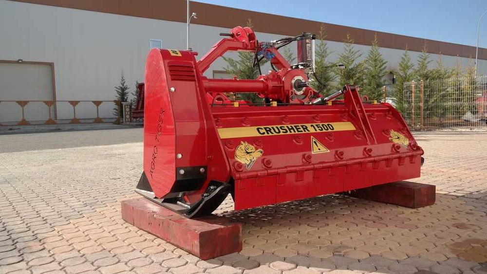 Tosh maydalash mashinasi (tosh maydalagich) ELİBOL, Turkiya