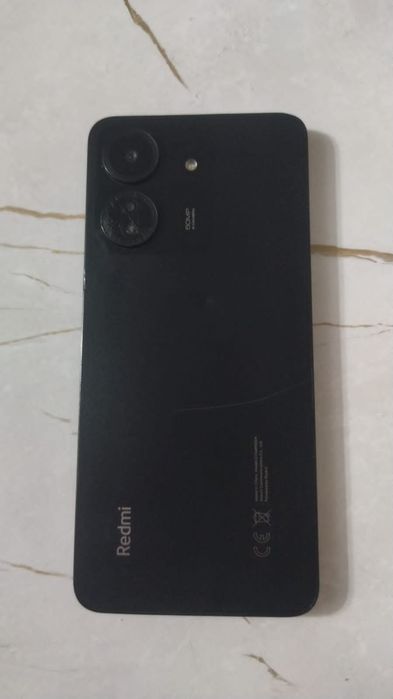 Редми 13С работает