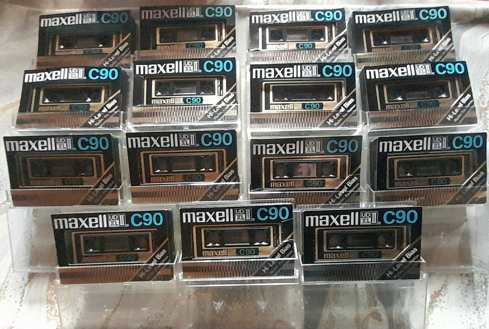 Аудио касети - MAXELL / Златен / - 90 мин. - хром