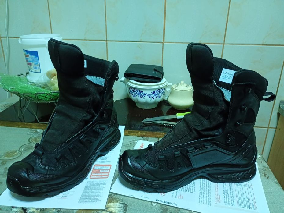 Bocanci Salomon Quest 4D GTX Forces 2 High EN Black - Mărimea 44
