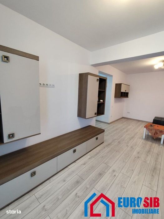 Apartament cu 2 camere decomandat ,Str. Doamna Stanca
