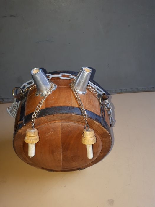 малка бъклица от масивно дърво