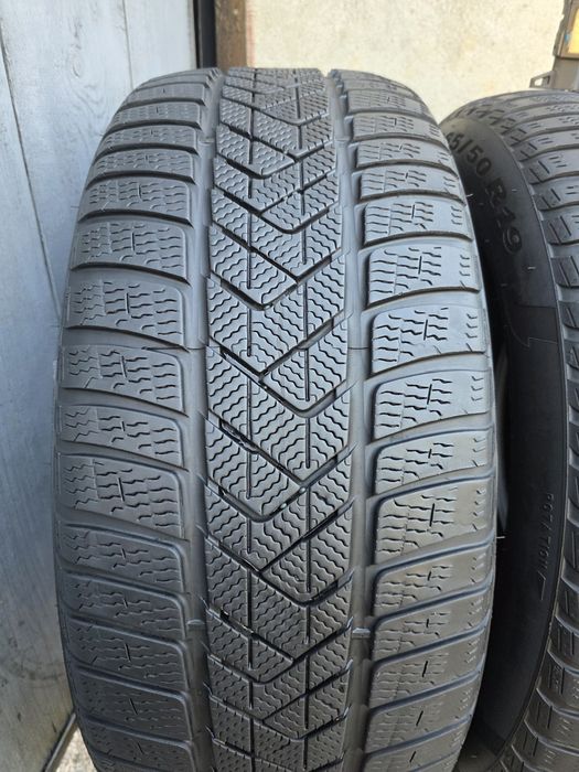 Vand  patru anvelope de iarna pirelli 265 50 19 dot 4524