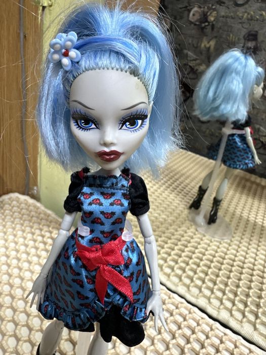 Продам куклу монстр хай!