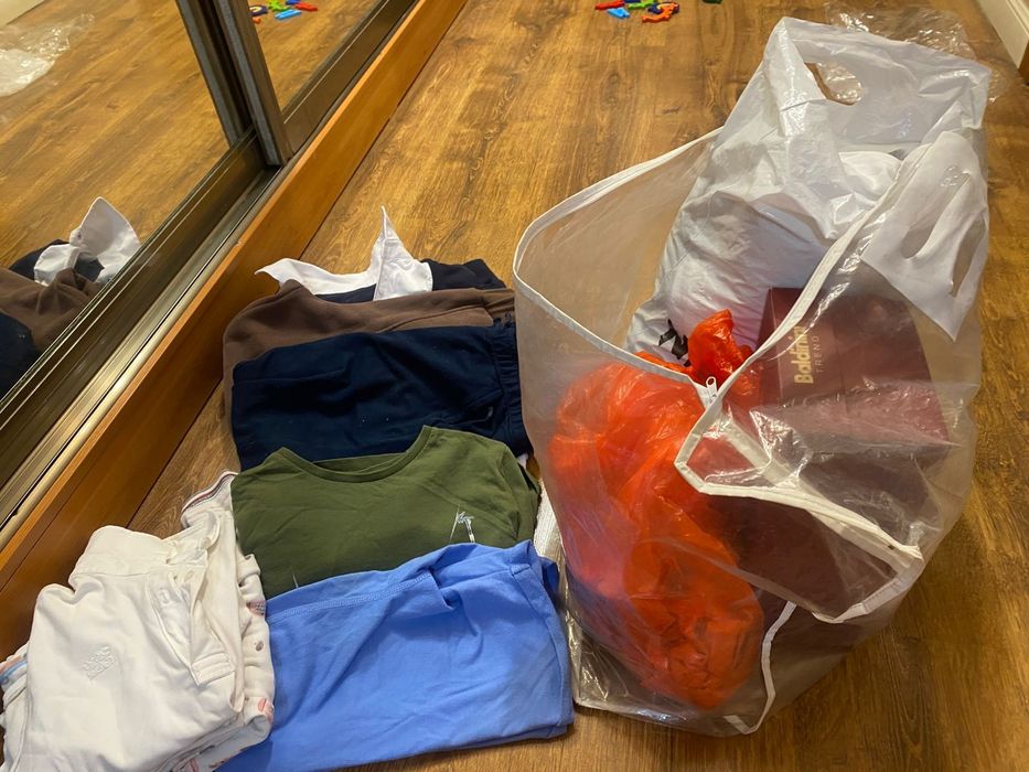 Вещи бесплатно отдам