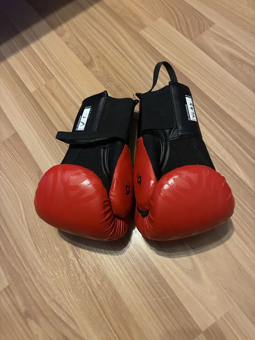 Manusi box kickboxing