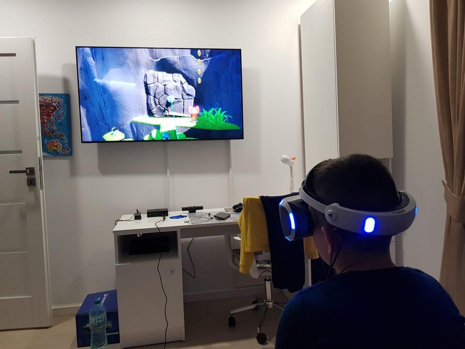 Playstation VR 1  + 2 console +1 joc - Ca NOU