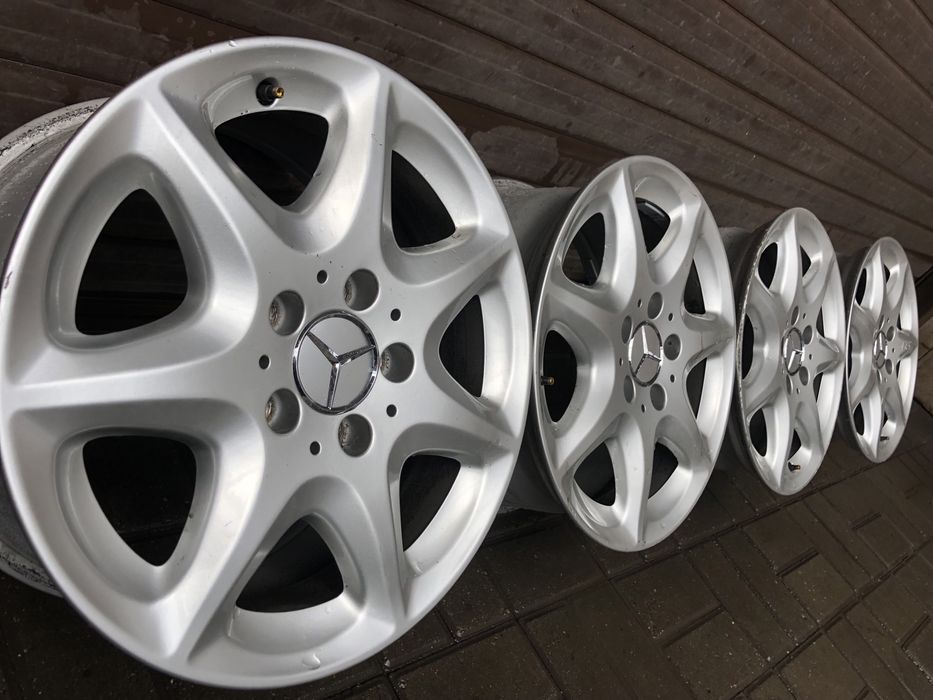 Диски на Мерседес 220