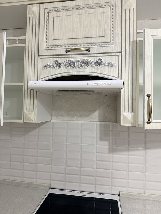 Продам вытяжку hansa