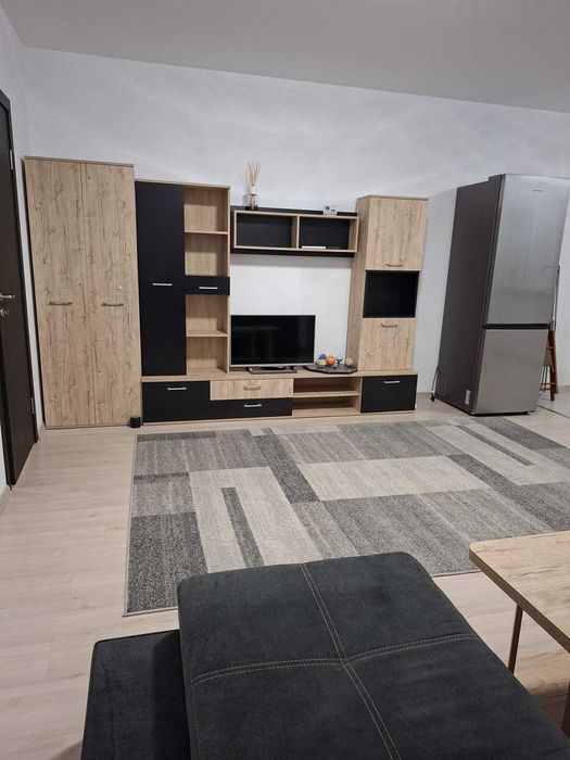 Proprietar, închiriez garsonieră, 38mp, Subcetate, Sanpetru