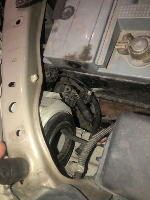 Bi led линзы на камри 40