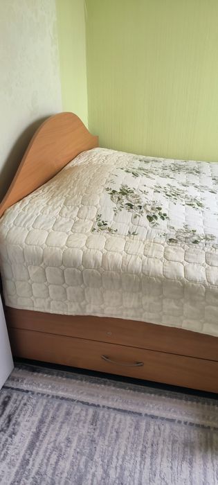 Кровать двуспальная