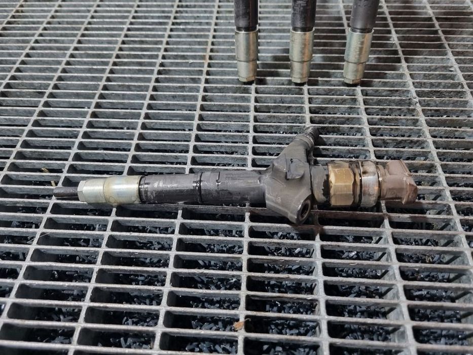 Injector Nissan Navara D40 2.5 Diesel D40 2006 - 2010 171CP YD25DDTI Euro5 (1498) Diesel ...