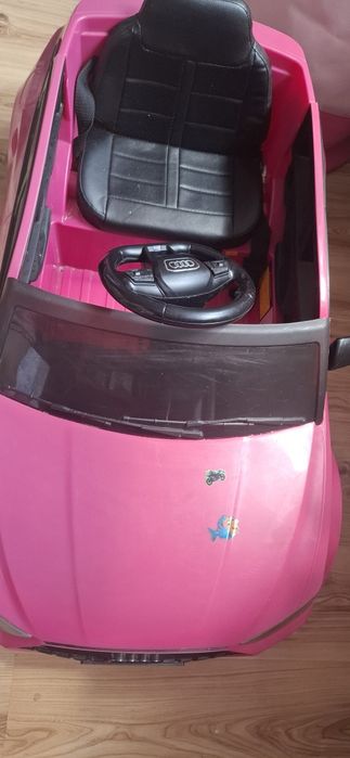 Masinuta electrica audi pentru fetite