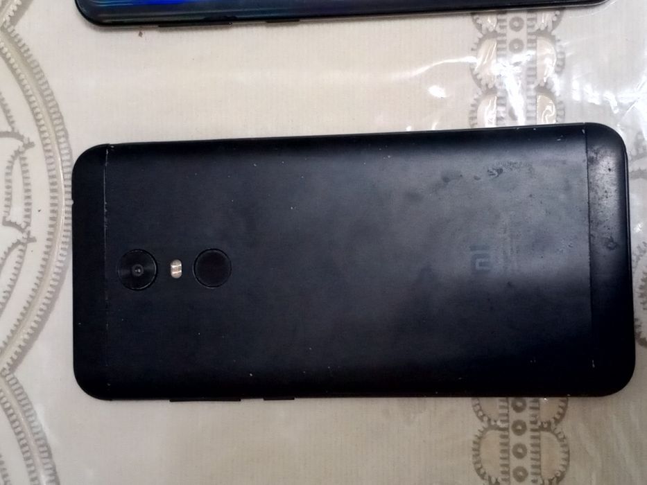 Telefonla sotiladi Redmi 5+ Redmi 4 Samsung Galaxy A50 Samsung J3 2017