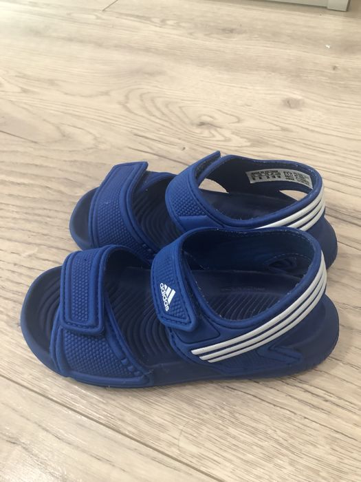 Детски сандали Adidas