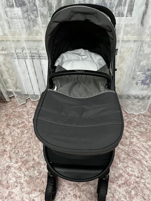 Коляска graco Новая